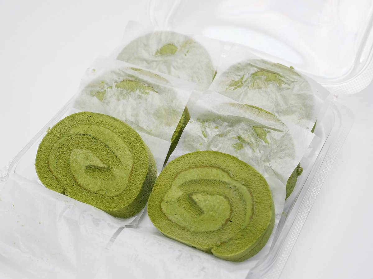 Matcha Swiss Roll